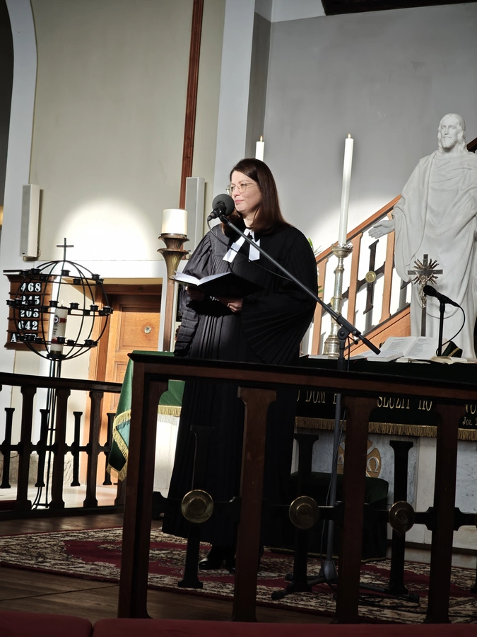 Služby Božie v rozhlase, Anna Činčuráková